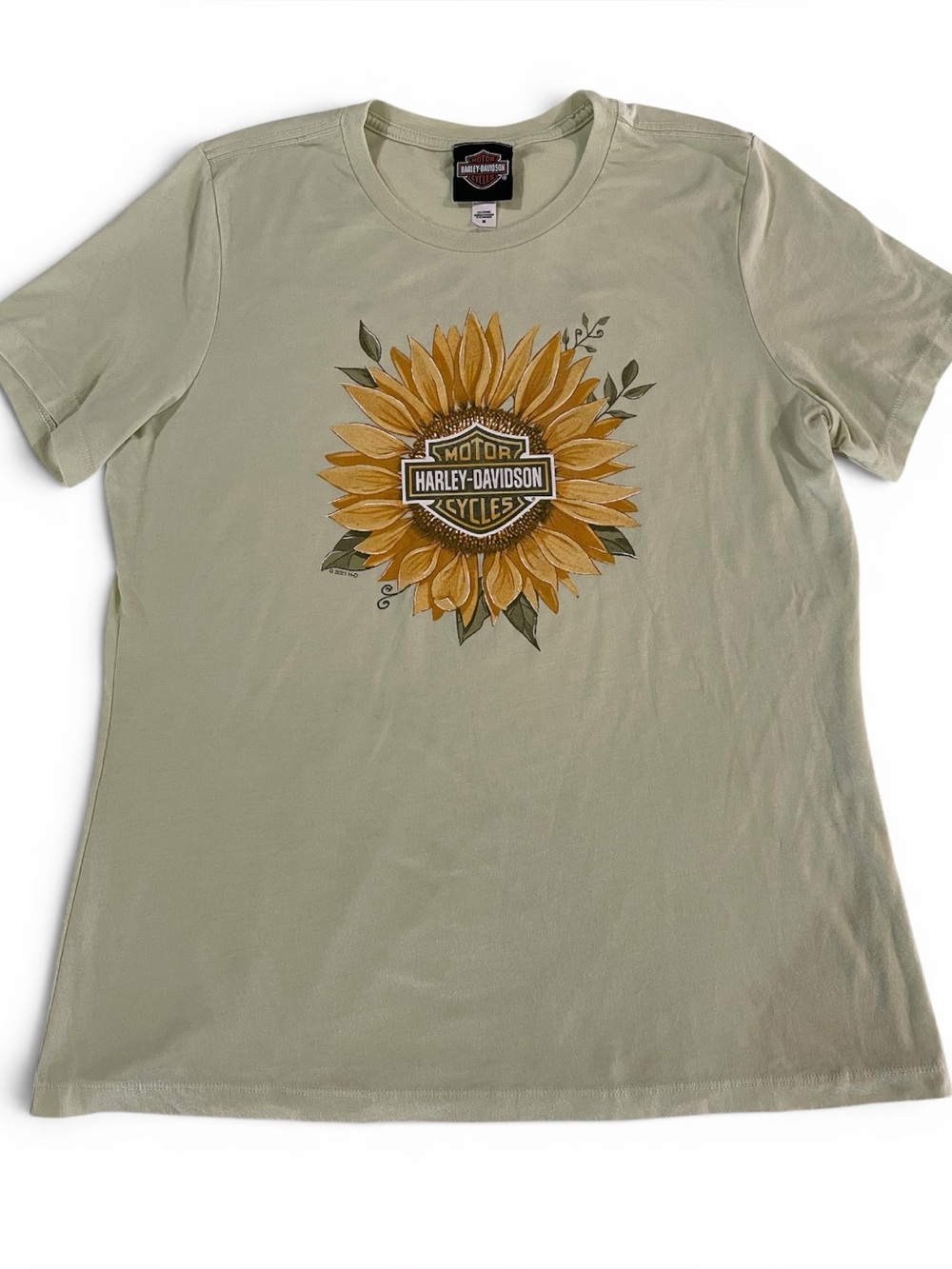 Harley-Davidson Sunflower Tee - Sage Green & Yellow Wild West Lubbock TX Size M